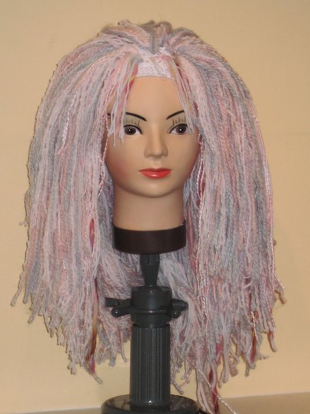 make yarn wigs for kids at